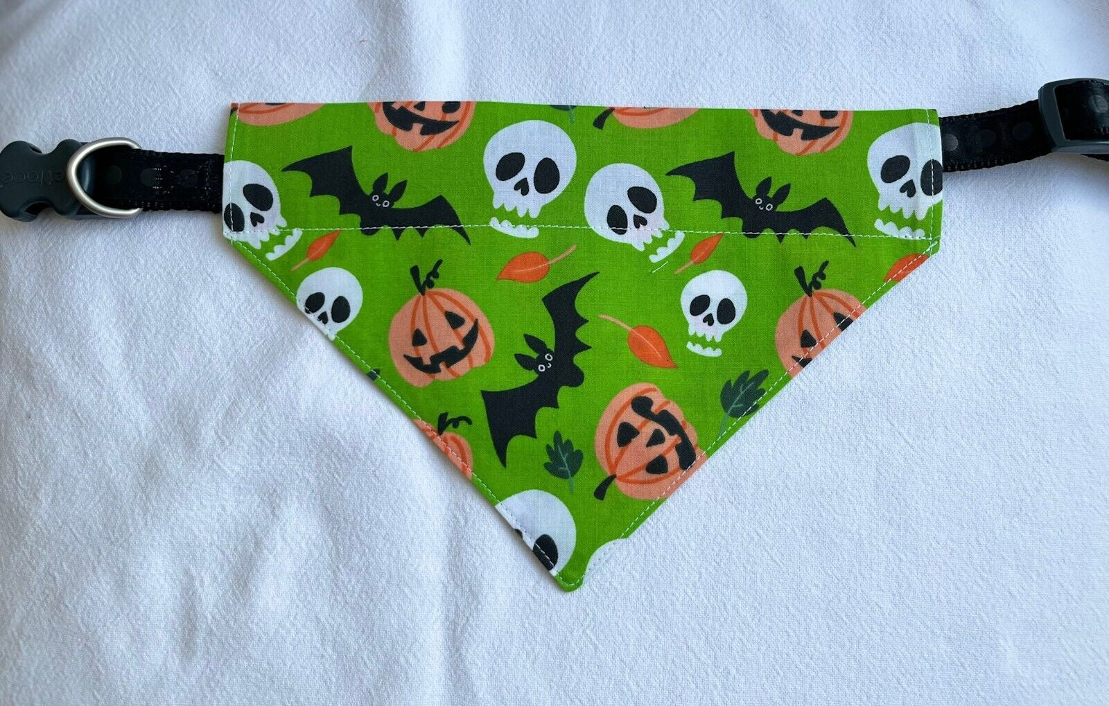 Halloween Dog Collar Accessories Bow & Bandana Handmade in UK. Multi Sizes